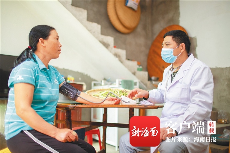 昌江王下乡4名家庭签约医生 提供入村服务