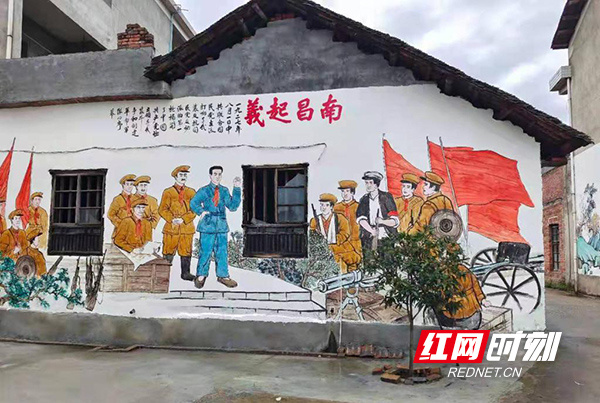 衡阳县三湖镇：壁画讲党史，老村展新颜
