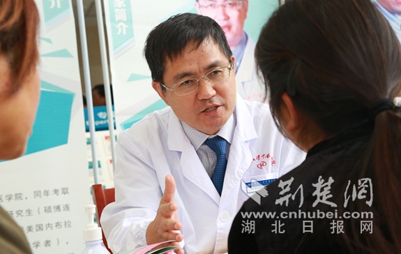 中南医院吴高松教授团队创新乳腺癌手术方式