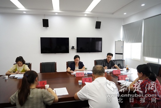 黄石港区政府代理区长赴审计局调研，明确审计工作三项重点