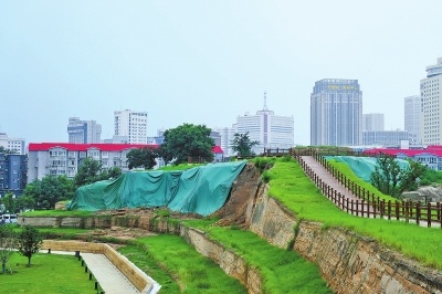 一处古迹 郑州商城城墙：站稳了