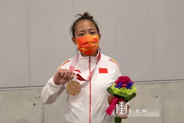 带伤上场 黑龙江运动员吴晴收获一枚铜牌