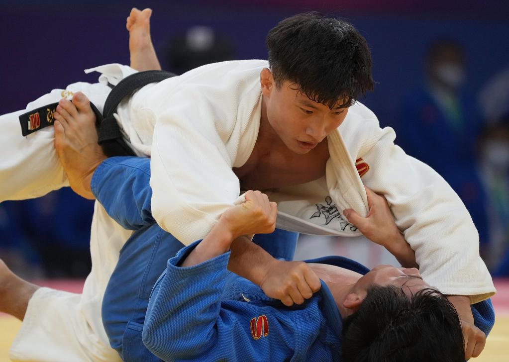 全运会-柔道男子60公斤级决赛：刘文志夺冠