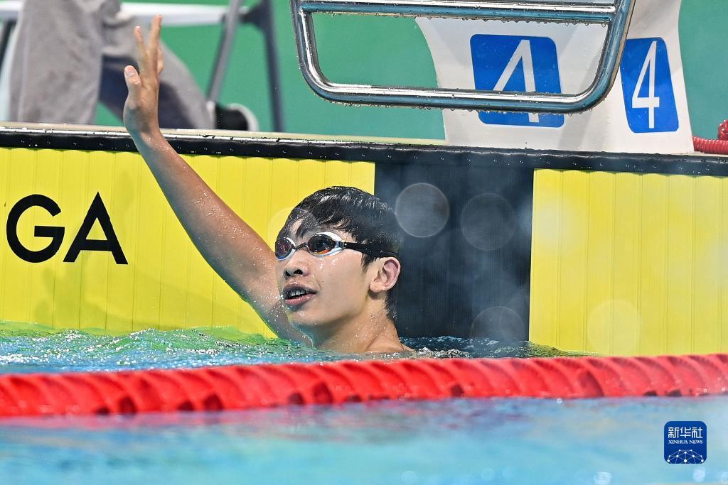 全运会-游泳男子800米自由泳：湖北队选手张子扬夺得冠军