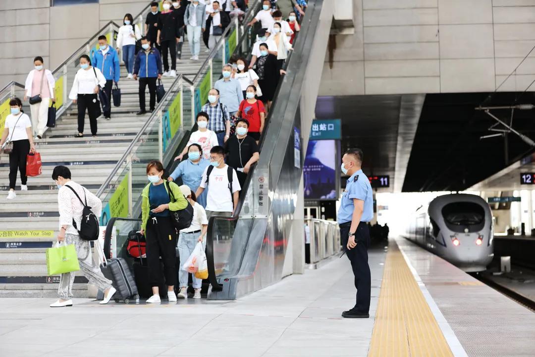 中国铁路沈阳局集团有限公司10月11日起将实行新的列车运行图  敦白高铁开通运营初期计划开行动车组14对