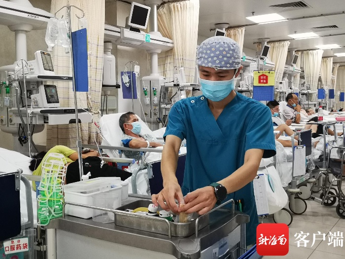 节假日里的坚守 | 海南省人民医院急诊护士：假期值守6天 一刻都不能放松
