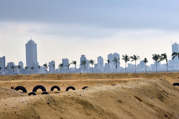 科伦坡港口城迎来斯里兰卡首个沙地全地形车娱乐中心
