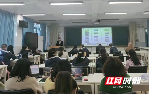 湖南信息职院举行教师思想政治教育教学能力比赛