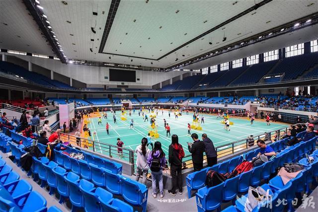 2021年湖北省直机关乒羽网球赛事在武汉洪山体育馆举行