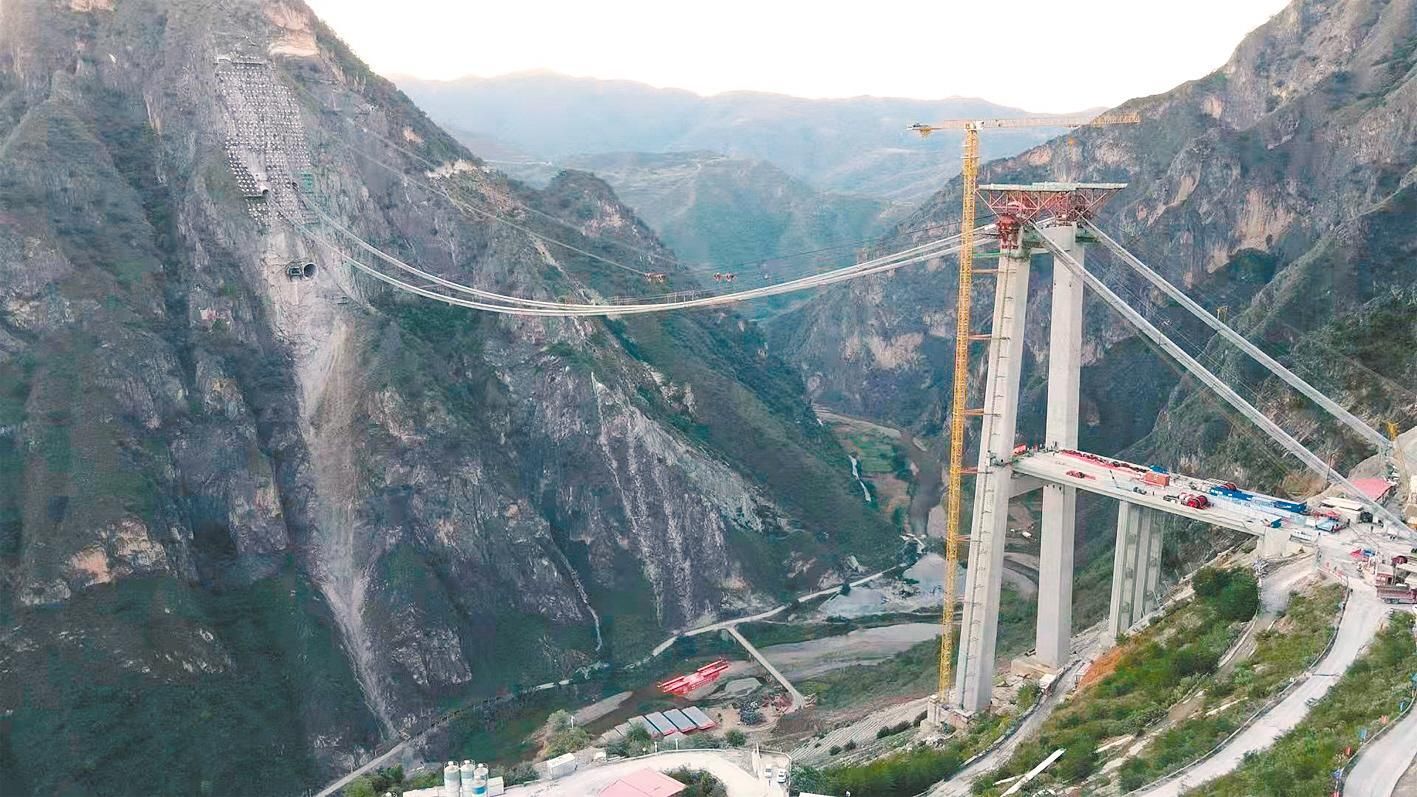 湖北建桥军团再写世界纪录  承建云南一特大桥创出三项世界第一