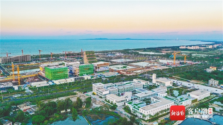 海口江东新区企业港计划引入超百家企业