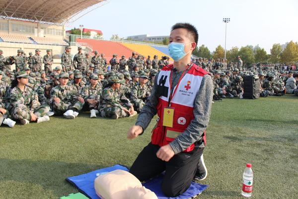 河南好人丨郑州市红十字志愿者欧阳友利：“咱是党员，咱先来！”