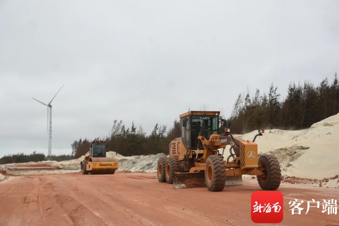 海南省环岛旅游公路文昌段加快建设 已完成产值2亿多元