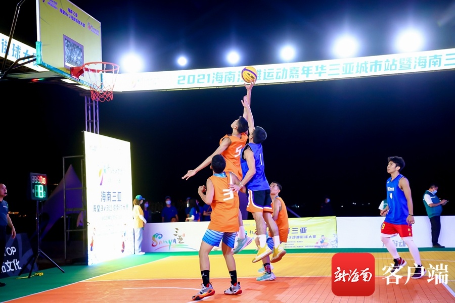 组图 | 三亚海边最美篮球场3v3沙滩街球大赛小组赛进入白热化