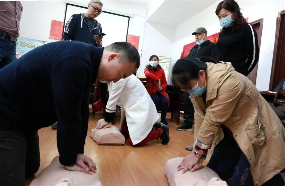 湖北省三所学校入选全国首批急救教育试点学校