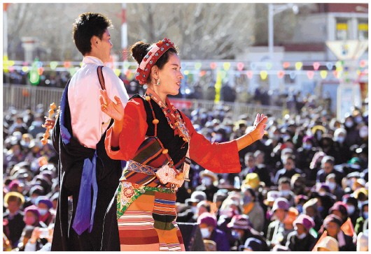 西藏康马县举办冬季物资交流会