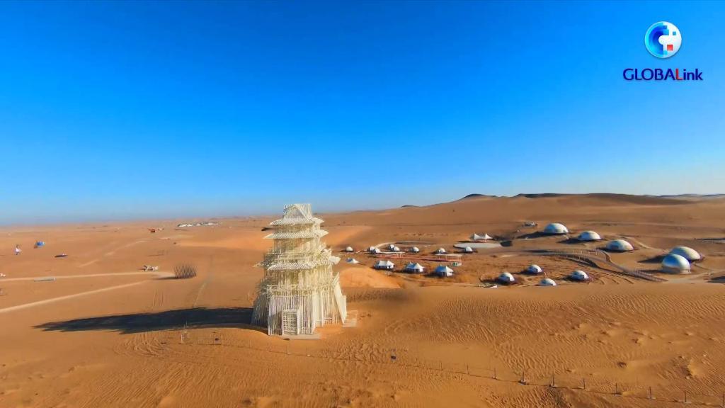 全球连线｜穿越大漠 瞰来自世界各地的雕塑尽显沙漠艺术之美