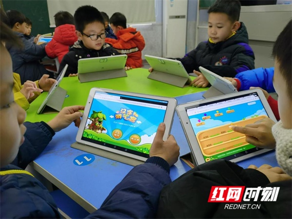 长沙大同古汉城小学“智慧型”减负：“老师，我还想再玩一次”