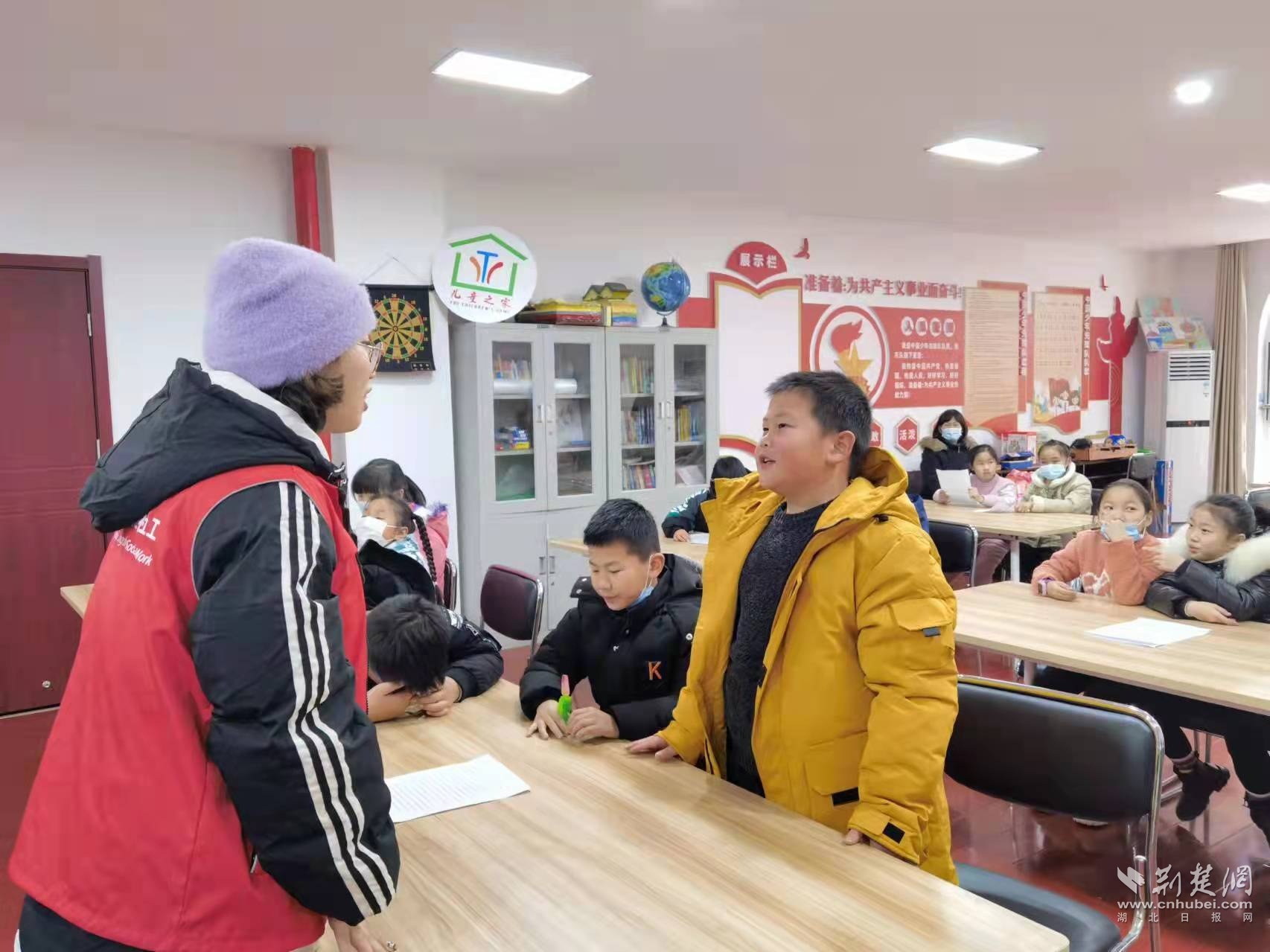 武汉龙湖“小小议事员”争做社区广播员 用童音助力社区防疫