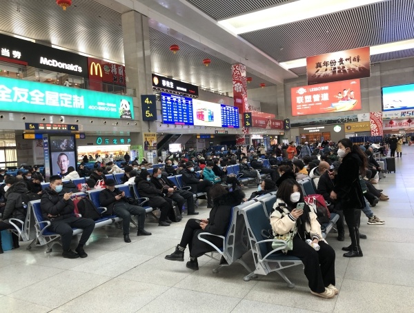 长春站春节假期共发送旅客21.4万人次
