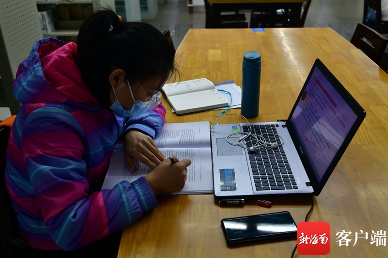 原创组图 | 寒假余额不足	，海南省图书馆学习氛围满满