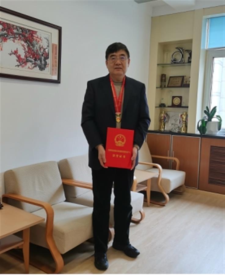 华中大冯占春教授当选全国科技系统抗击新冠肺炎疫情先进个人