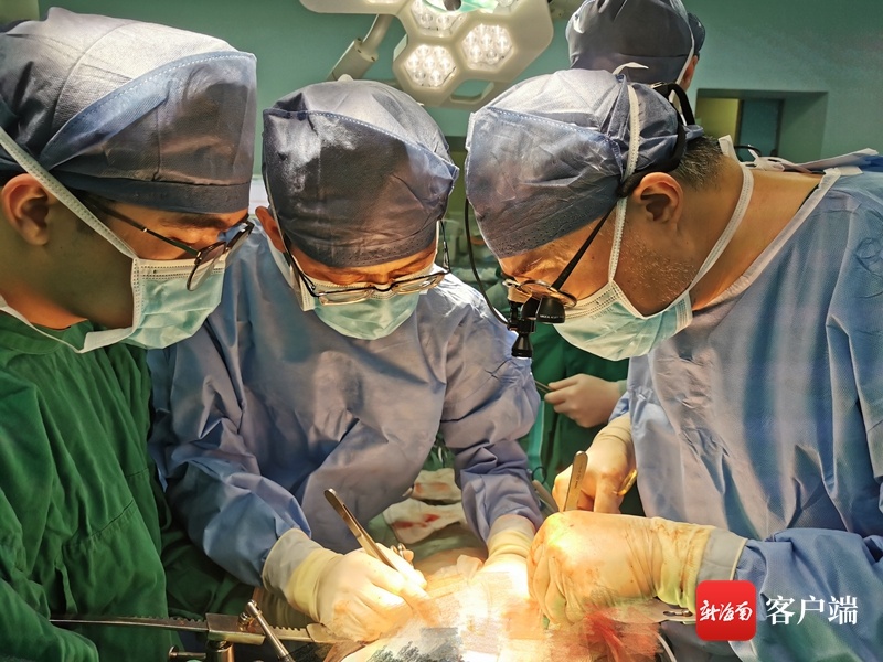 安徽一男子肝硬化病情危重 在海南肝脏移植获新生