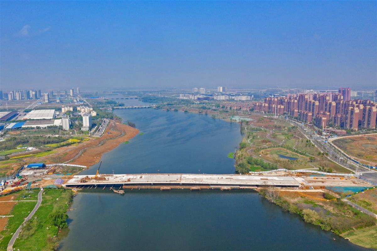 武汉临空港最长内河上将横跨6座桥梁