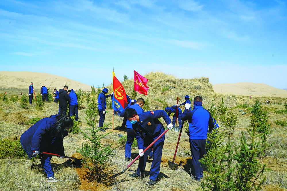 春来湖岸添新绿 ——海北藏族自治州国土绿化动员大会侧记