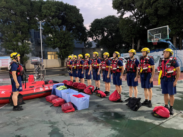 广东消防：随时做好抗洪抢险准备！21支水域救援专业队待命