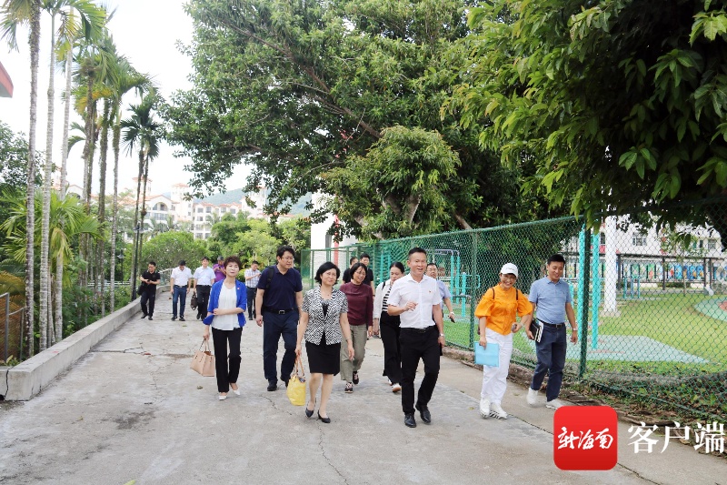 海南师范大学到海南省农垦实验中学开展访企拓岗行动