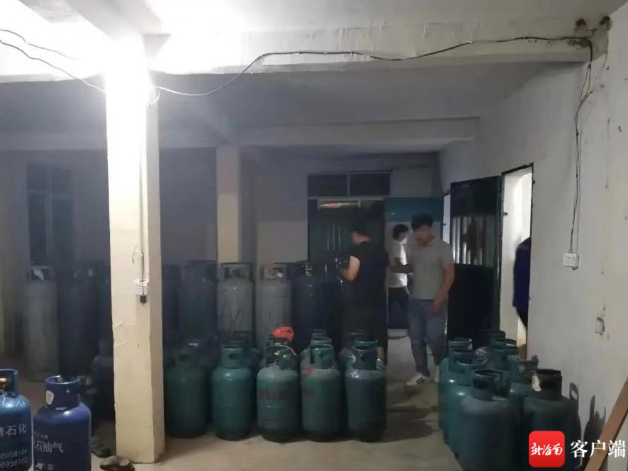 三亚一居民楼非法存放243瓶液化石油气罐被查处