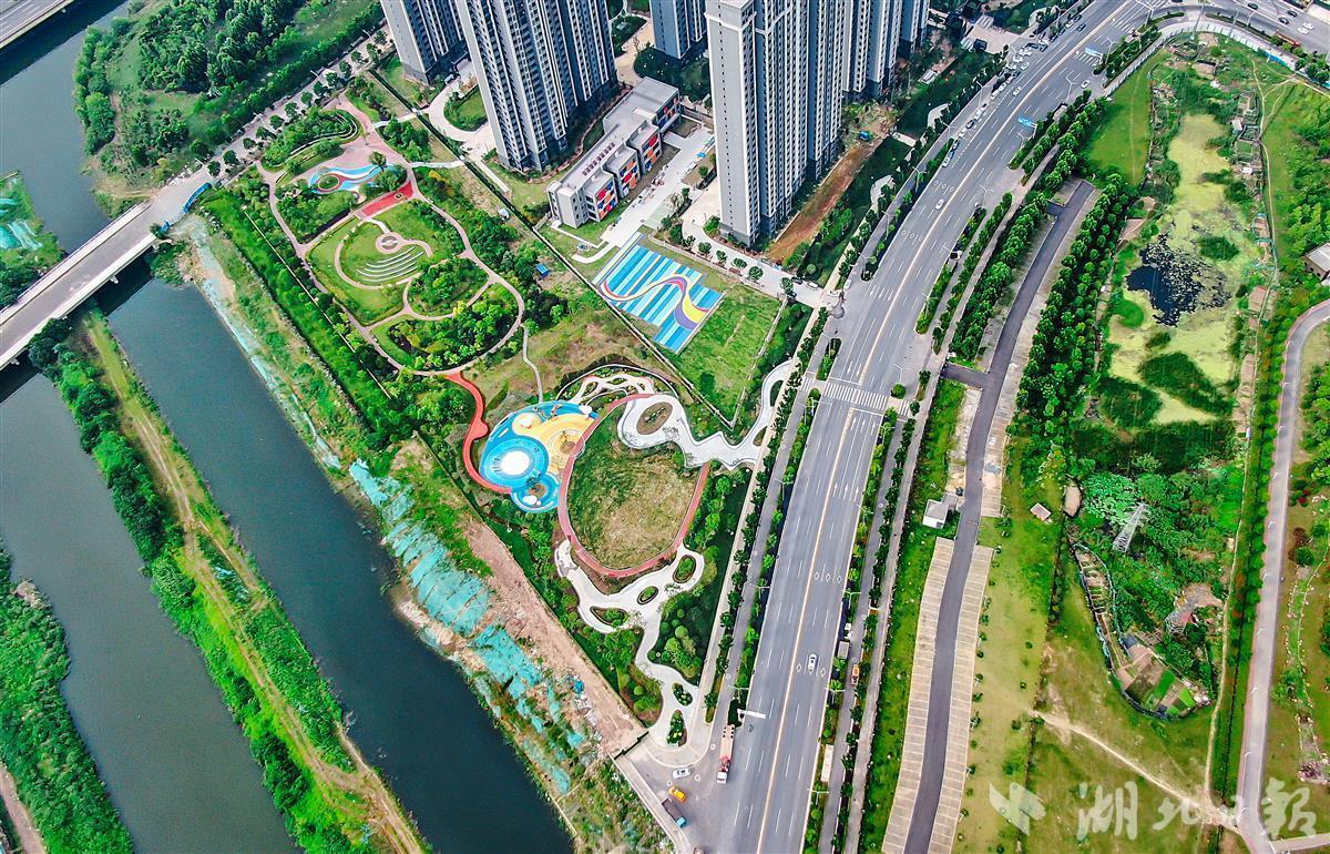 武汉后湖崛起大型生态圈