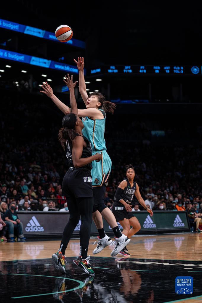 WNBA | 自由人不敌风暴 韩旭6分4篮板