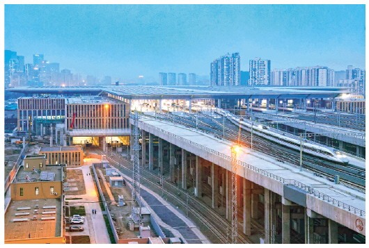 亚洲最大铁路枢纽客站北京丰台站投运