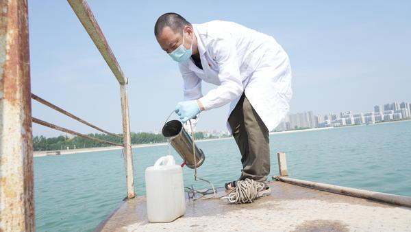 持续高温天气 郑州自来水日供水量163.2万立方米刷新纪录