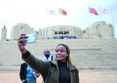 中国在南部非洲的最大援建项目津巴布韦新议会大厦已竣工并通过验收