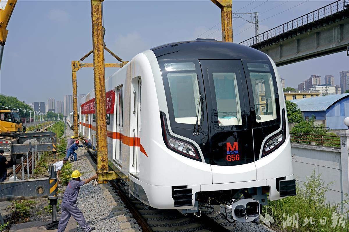 武汉地铁第3000辆列车上线 “汉产”列车达1686辆