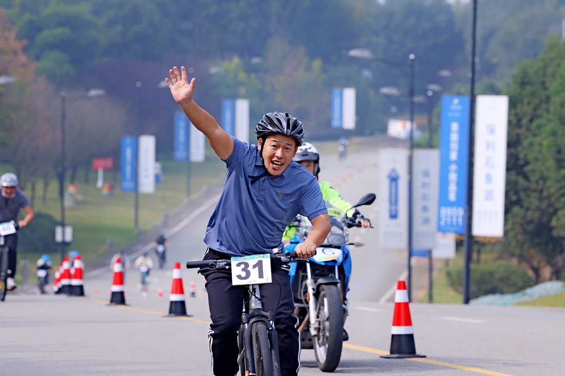 2022中国·成都天府绿道“光良杯”国际自行车车迷健身节（青蒲站）火热开赛