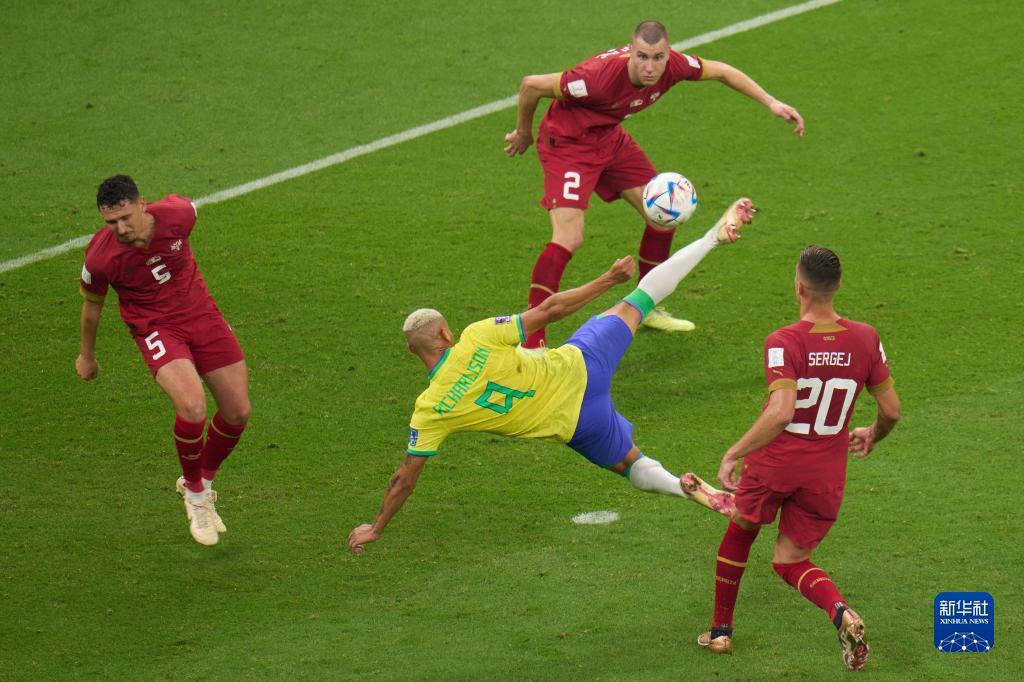卡塔尔世界杯｜理查利森惊艳献两球 “桑巴军团”完胜塞尔维亚