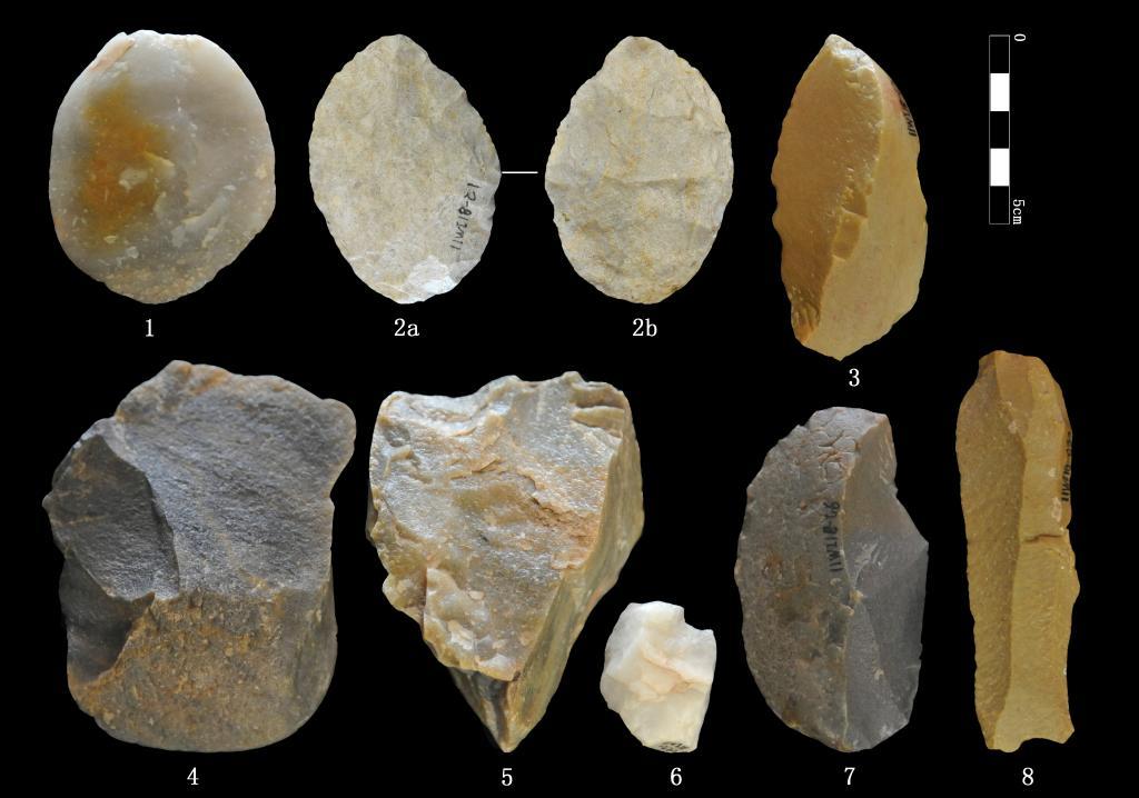 内蒙古鄂尔多斯市出土大量旧石器时代石器