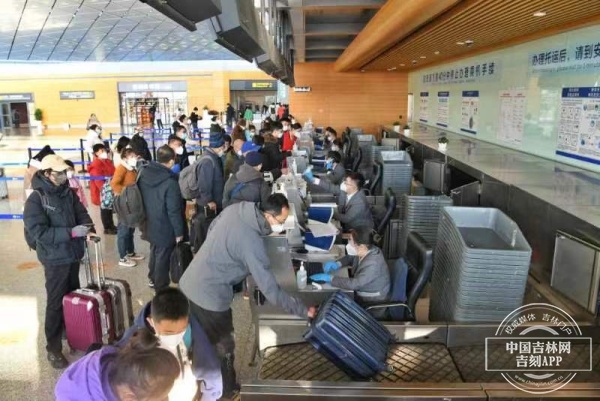 长春机场2022年完成旅客吞吐量721.3万人次
