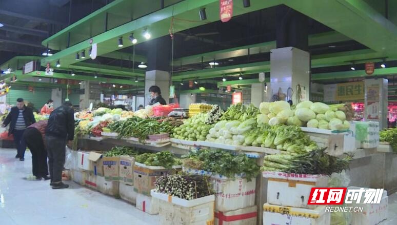 嘉禾“萝卜青菜”农贸市场免费摊位暖了菜农的心