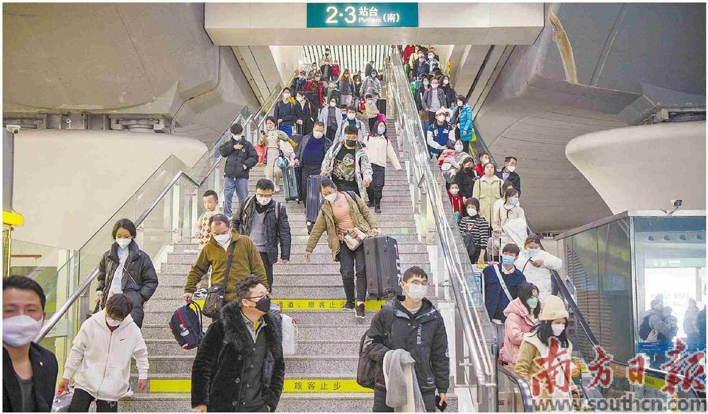 广东迎来铁路返程高峰 单日到达旅客超100万人次