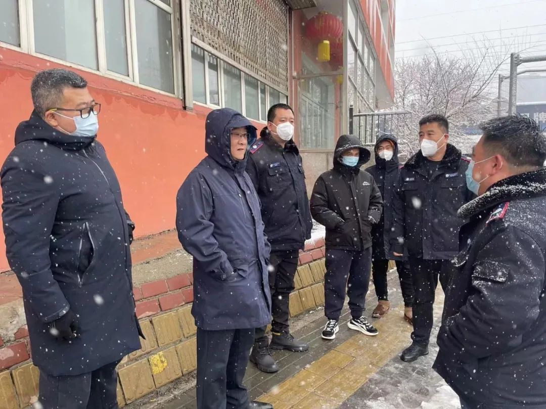 长春公交集团“以雪为令”全力保障市民出行
