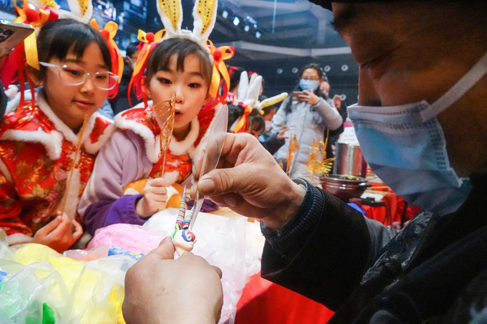 北京西城什刹海街道举办元宵节庆祝活动