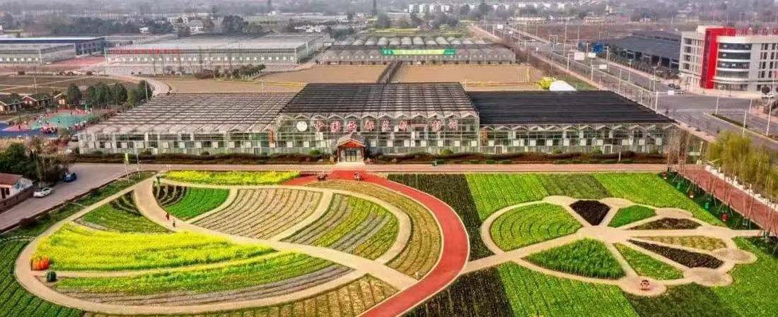 成都国际陆港彭州片区首个“C+”农商文旅融合项目投营