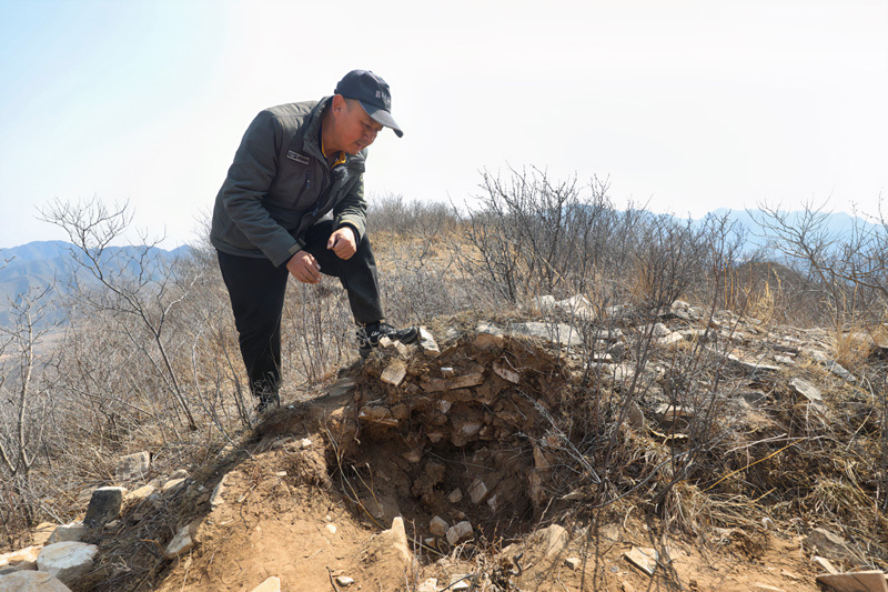 昌平区长城保护员发现明代铁炮 入藏昌平区博物馆