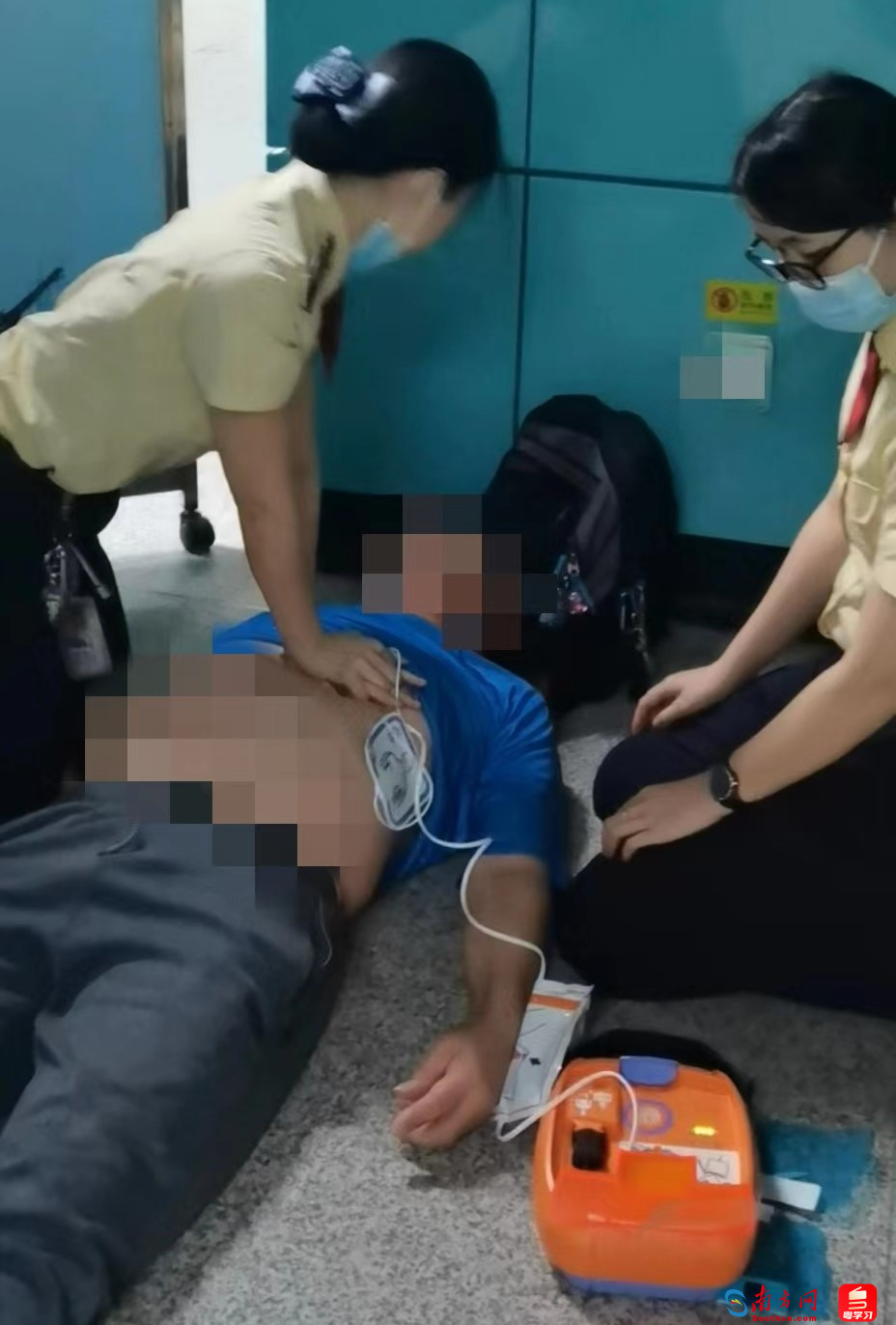 广州地铁站内的生死营救：AED救回心脏骤停老人