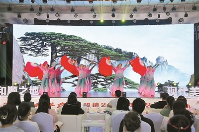 北京市顺义区仁和镇举办“五月的鲜花”汇演